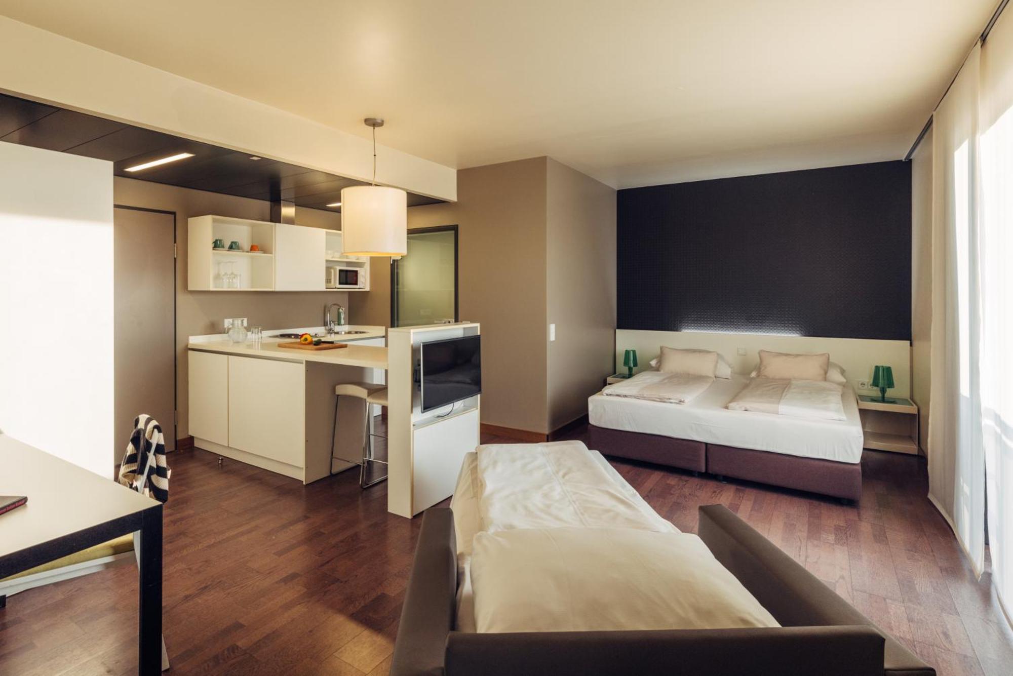 Harry'S Home Hart Bei Graz Hotel & Apartments Exterior foto